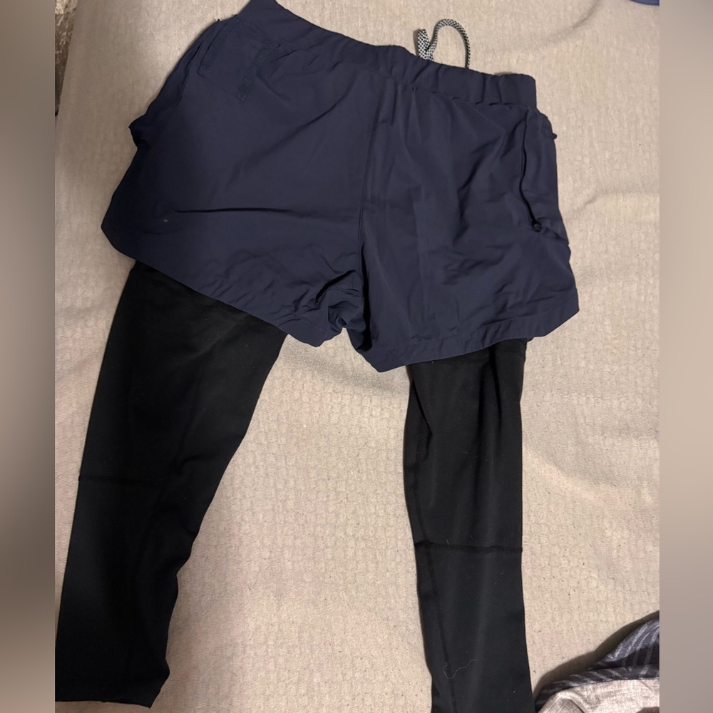 0688. Tetra-Lite™ 2-in-1 Legging Cargo Short - Navy/Black - Picture 4 of 4